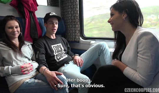 Две пары познакомились в поезде и устроили групповой свинг в купе